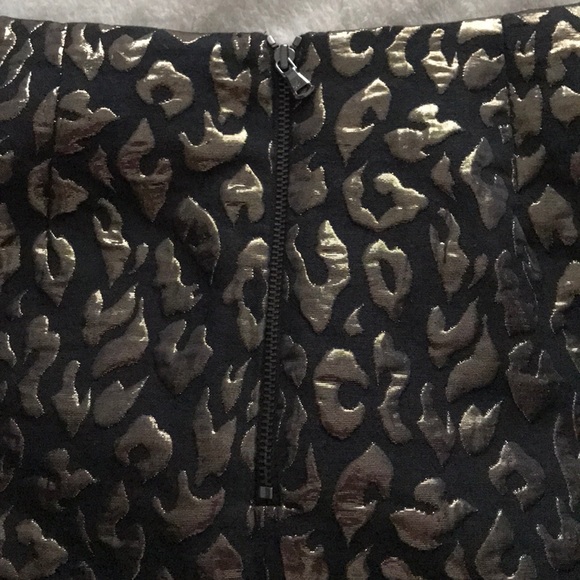 Kenneth Cole Gold Metallic Leopard Skirt - Picture 4 of 6